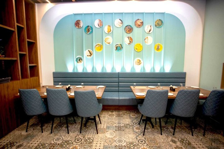 Dining 63 of 86