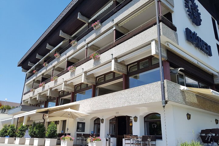 Hotel 86 of 103