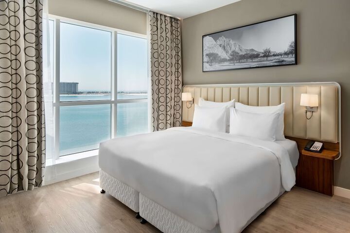 Room 21 of 268