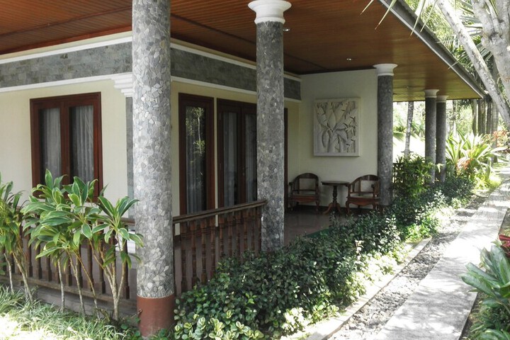 Terrace/Patio 12 of 33