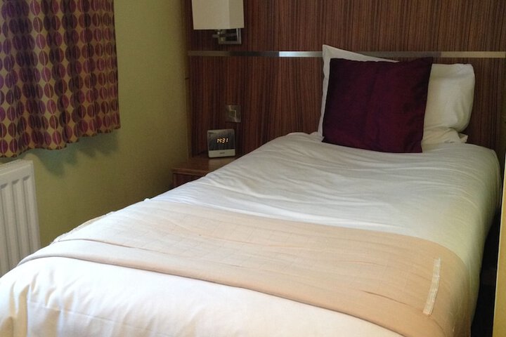 Room 5 of 31