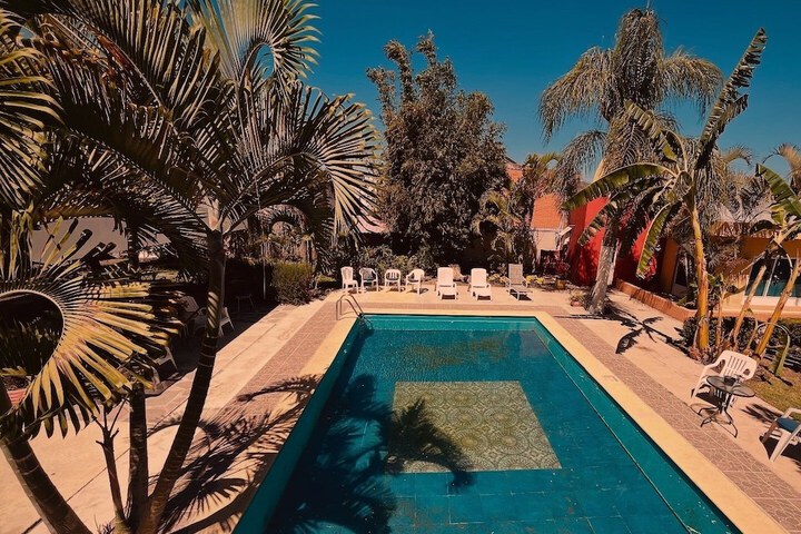 Pool 32 of 36