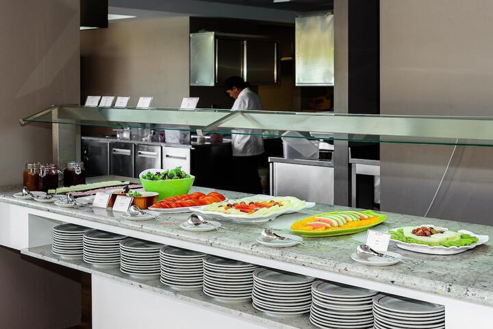 Dining 88 of 126