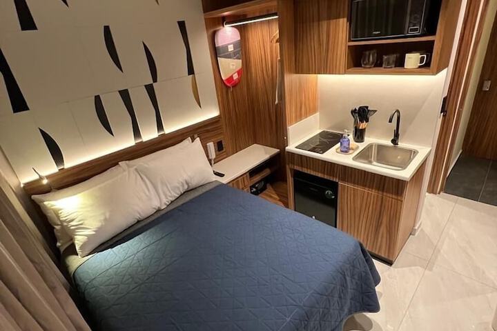Room 8 of 29