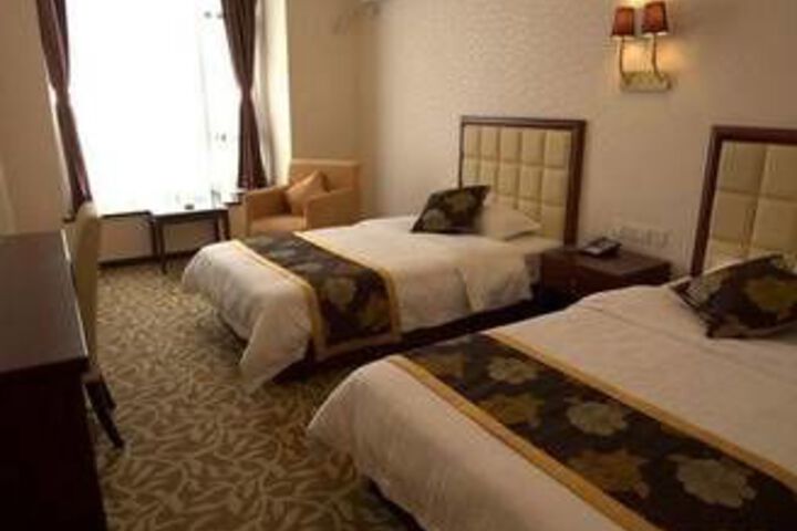 Room 7 of 23