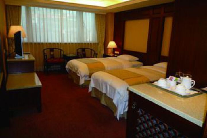 Room 19 of 28