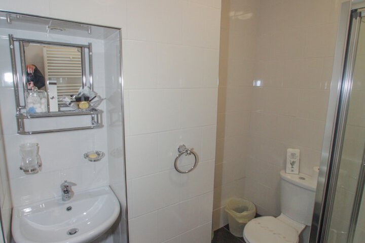 Room 26 of 35