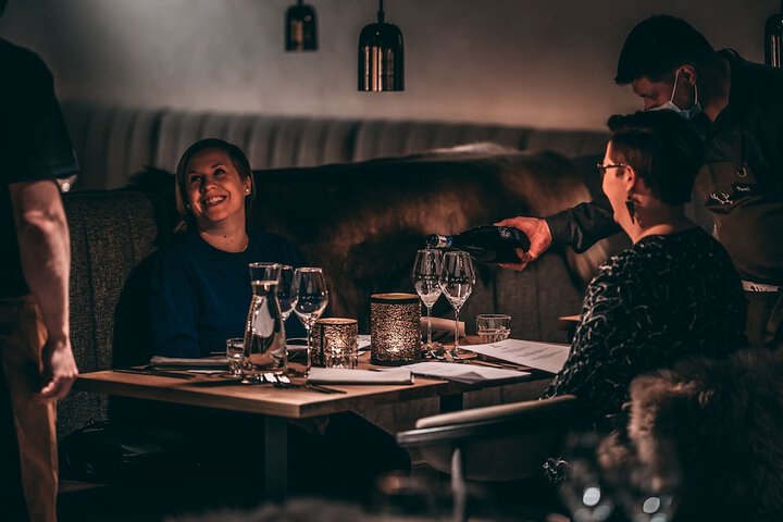 Dining 136 of 170