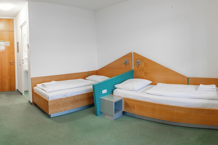 Room 44 of 84