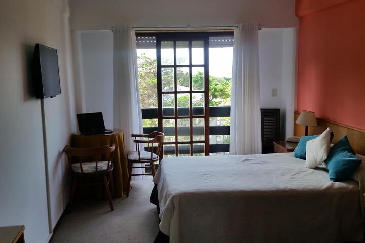 Room 3 of 14