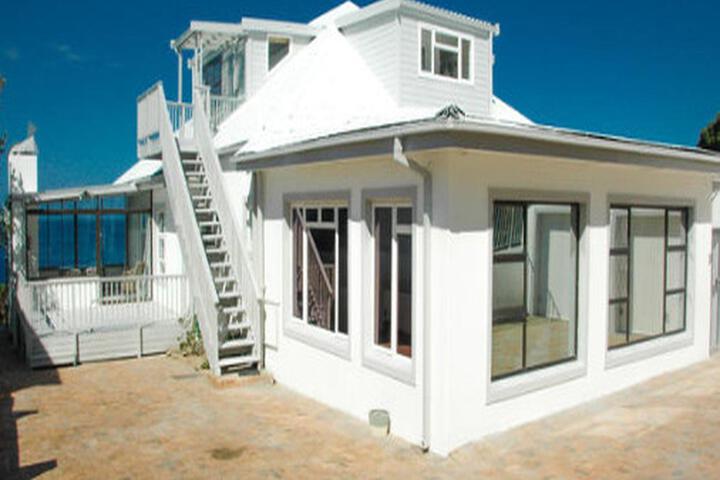 Roman Rock & 3 on Rocklands Apartments in Cape Town
