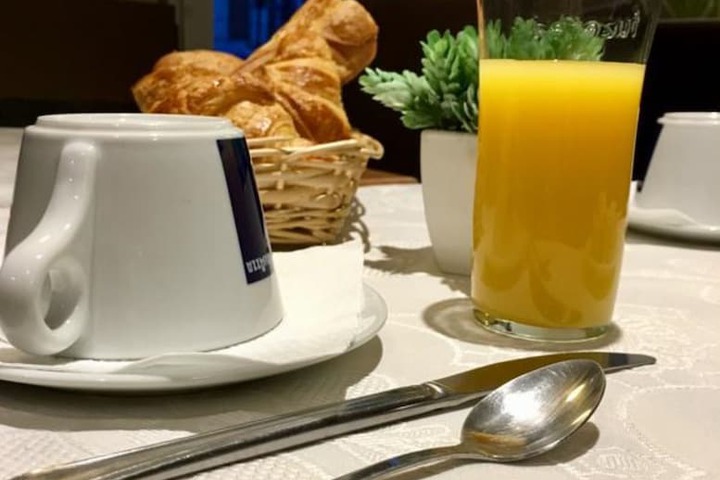 Breakfast meal