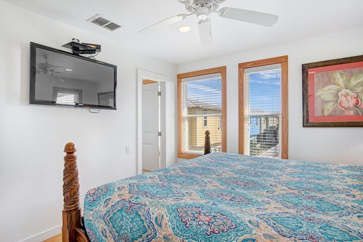 Room 4 of 15