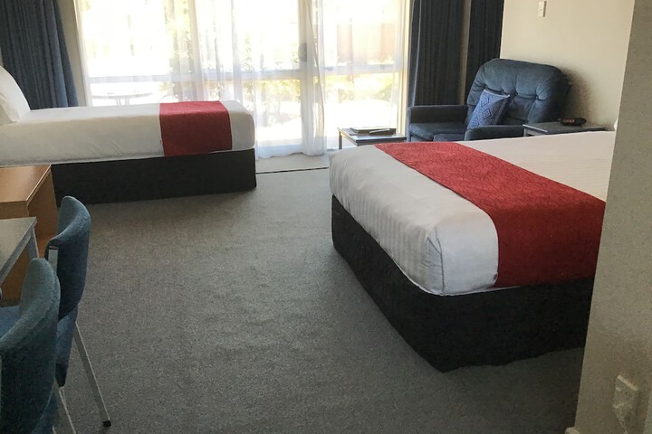 Room 23 of 68