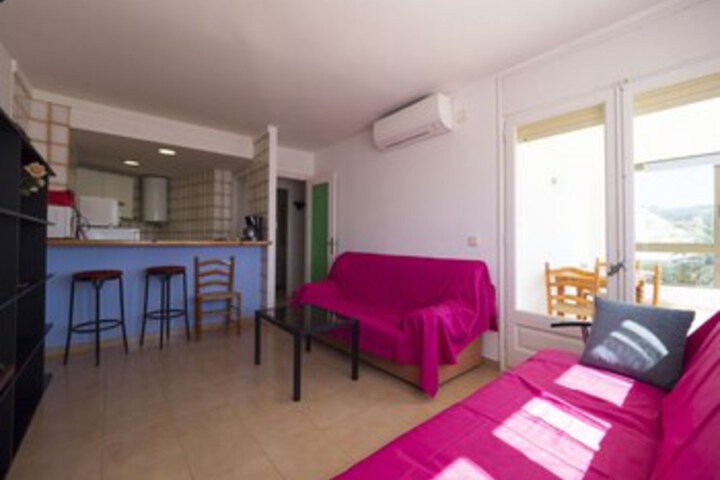 Room 12 of 20