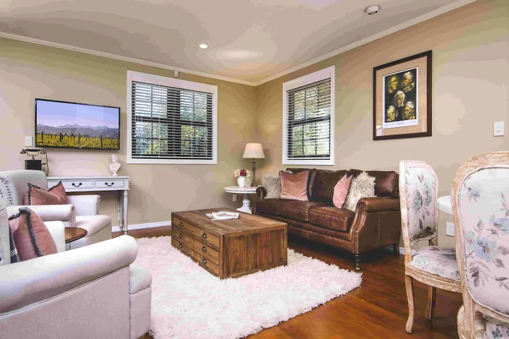 Room 2 of 14