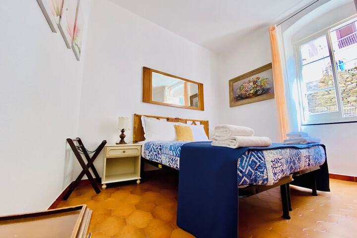 Room 114 of 190