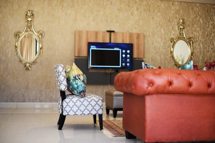 Room 9 of 27