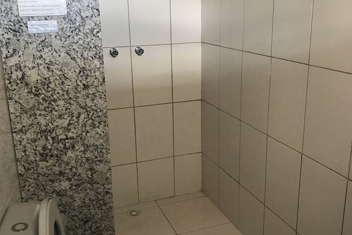 Room 8 of 8