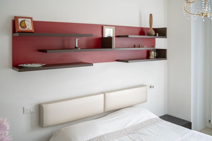Room 3 of 26