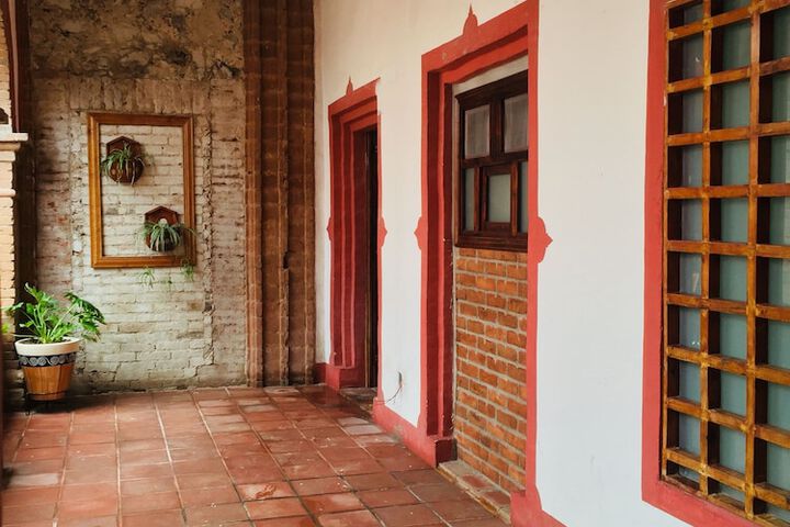 Ballroom/Hall 130 of 172