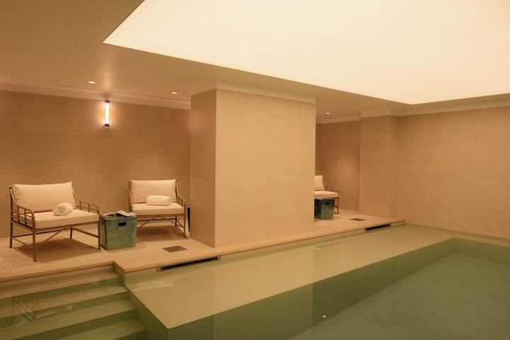 Pool 42 of 67