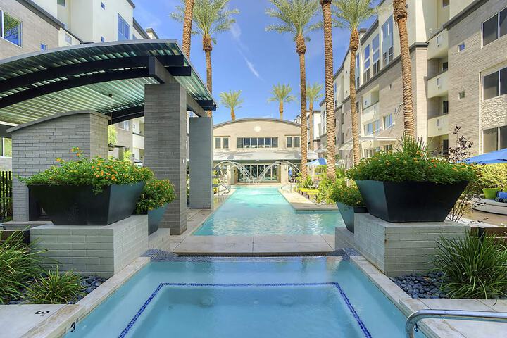 Pool 22 of 37