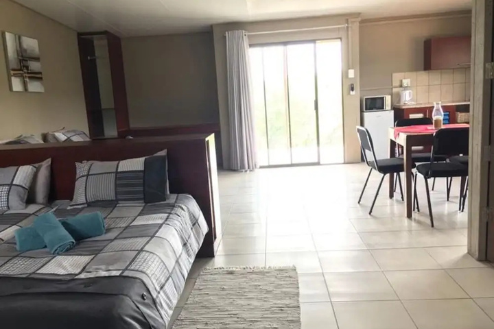 Room 2 of 17
