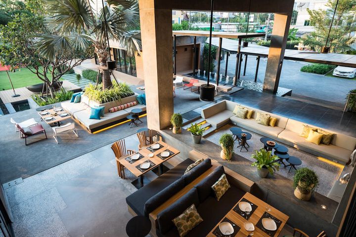 Hotel Interior 5 of 125
