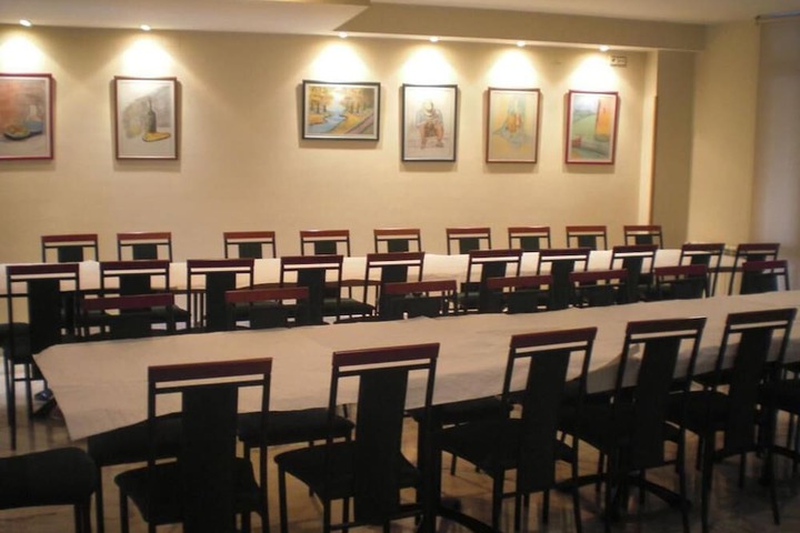Dining Photos