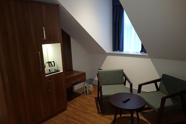 Room 5 of 72