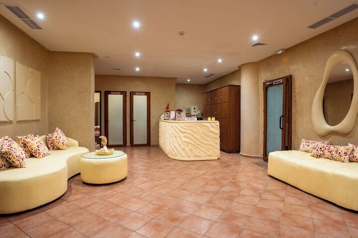 Hotel Interior 60 of 145