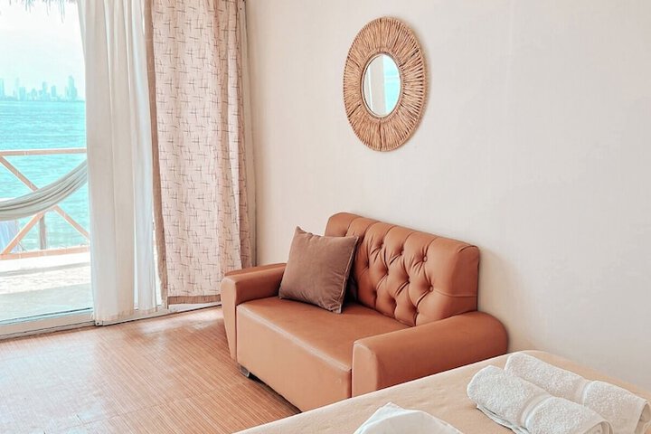 Room 15 of 18