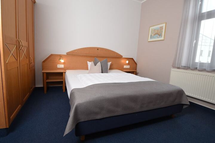 Room 19 of 50