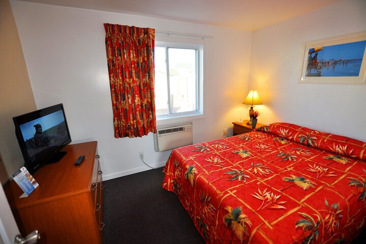 Room 6 of 38