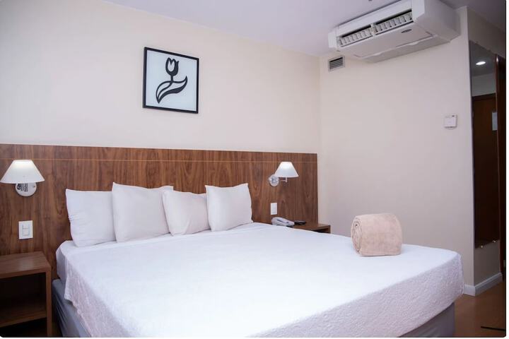 Room 10 of 39