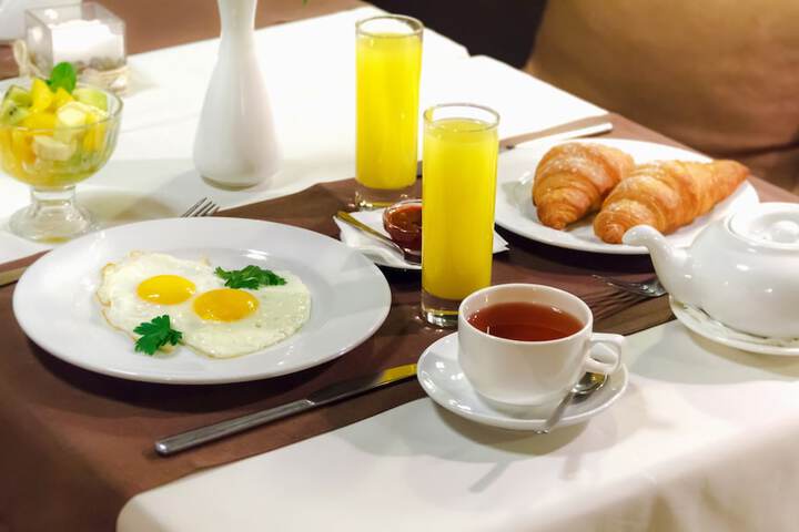 Breakfast/Coffee Service 26 of 49