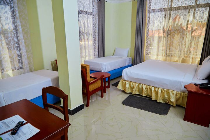 Room 16 of 31