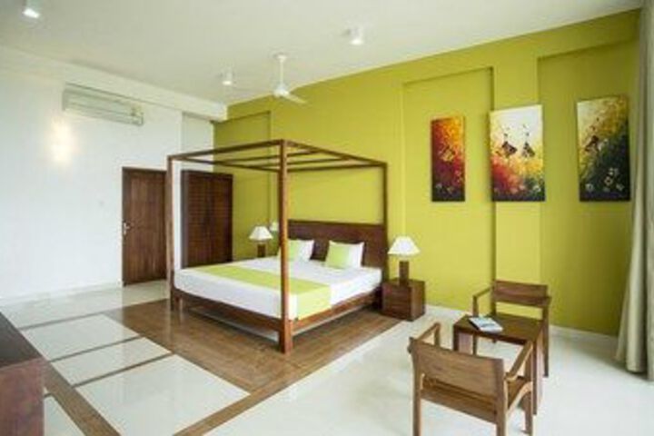 Room 15 of 39