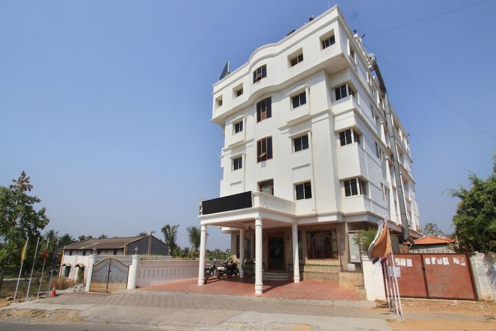 STAY BY THE WAY BY OYO ROOMS