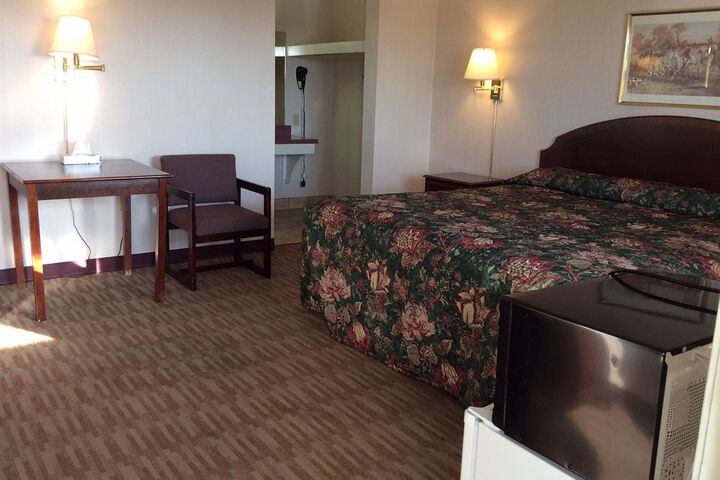 Room 6 of 20