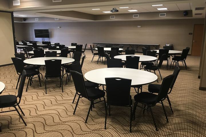 Banquet hall