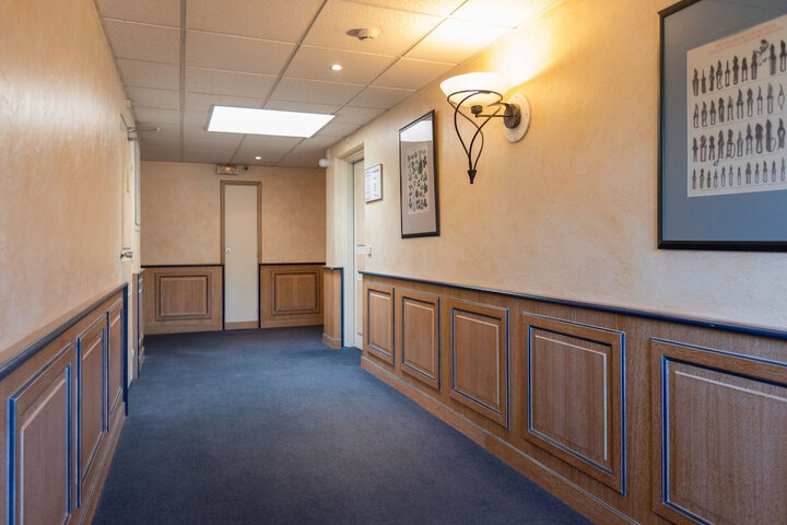 Ballroom/Hall 34 of 59