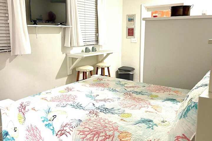 Room 4 of 55