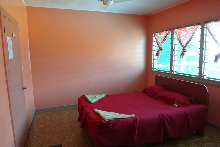 Room 10 of 51