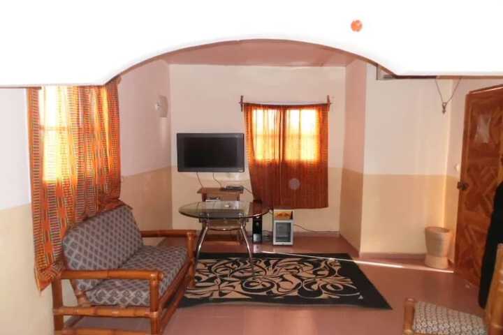 Room 3 of 9