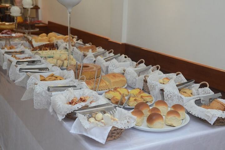 Breakfast/Coffee Service 43 of 64