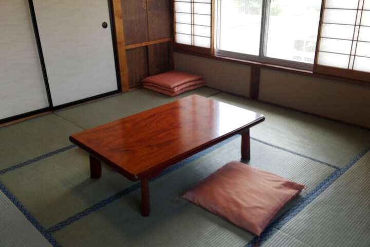 Room 7 of 31