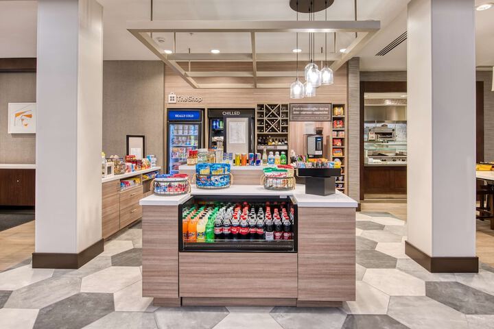 Snack bar
