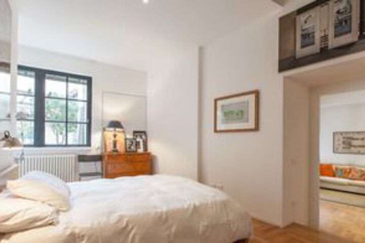 Room 12 of 22